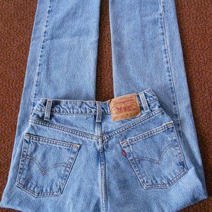 505 Levi's Size 30X32 Straight leg